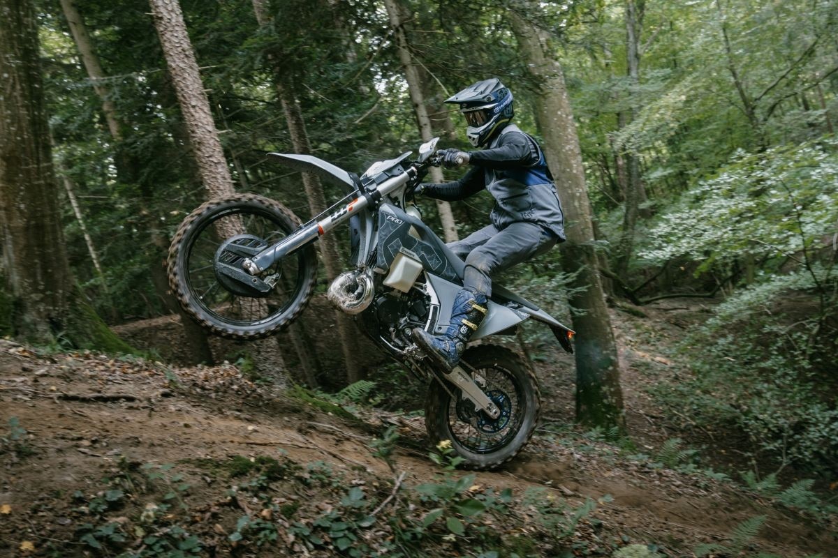 Husqvarna presenta le nuove Enduro Pro 2026